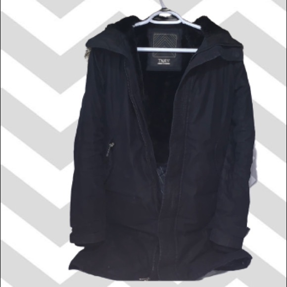 Aritzia TNA Aspen Parka Jacket Coat